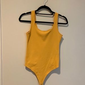 Abercrombie ribbed yellow tank top body suite size: M